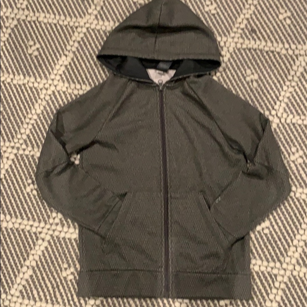 Boys zip-up hoodie⭐️⭐️⭐️